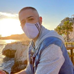 Meet your Posher, James